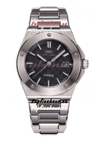 IWC Ingenieur IW328901 Black Dial 1:1 Mirror Swiss Replica Watch 40MM